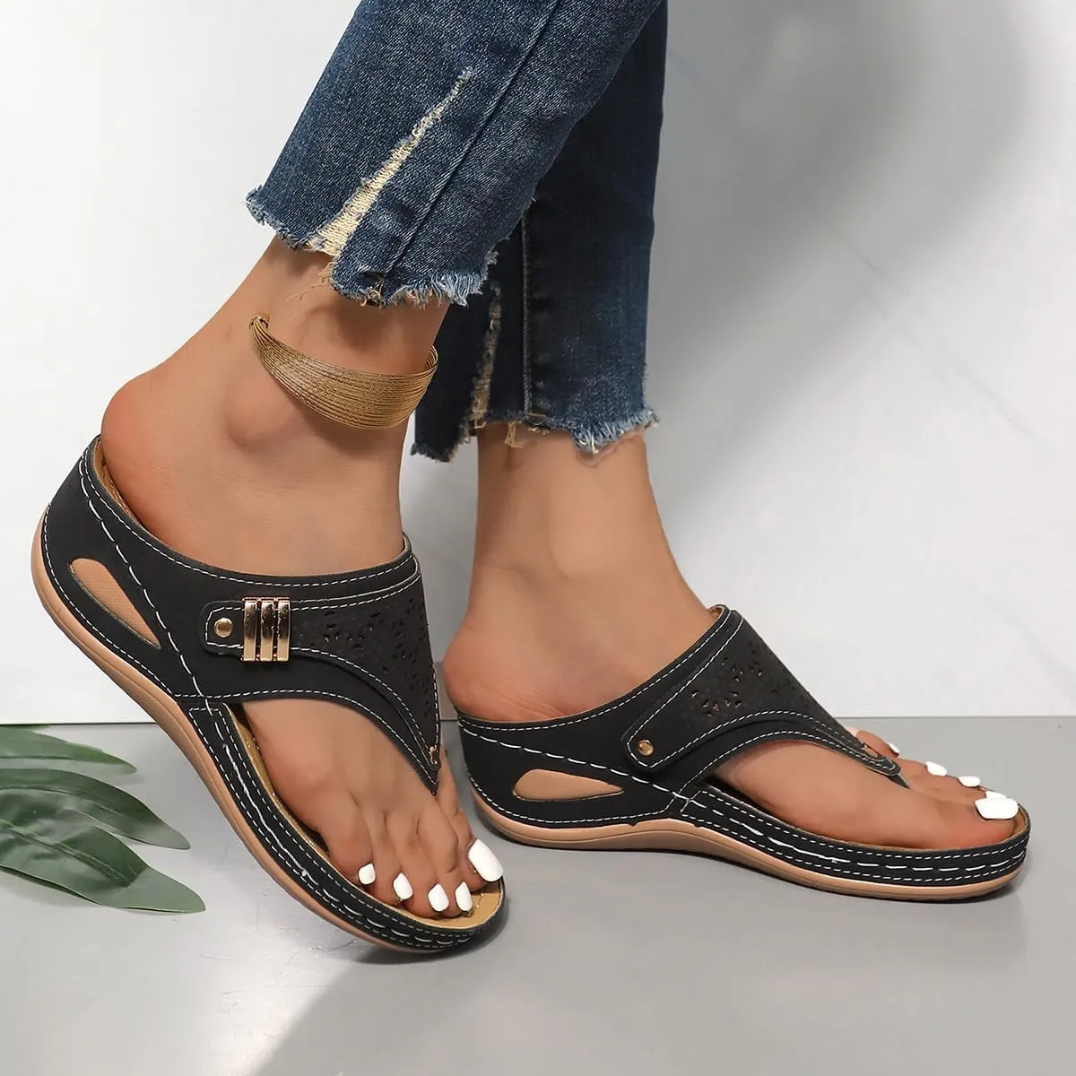 Orthopedic Sandals for Women,2025 Arch Support Wedge Casual Comfortable Orthopedic Flat Open Toe Platform Non-Slip Summer Beach Sandals Dress Shoes
